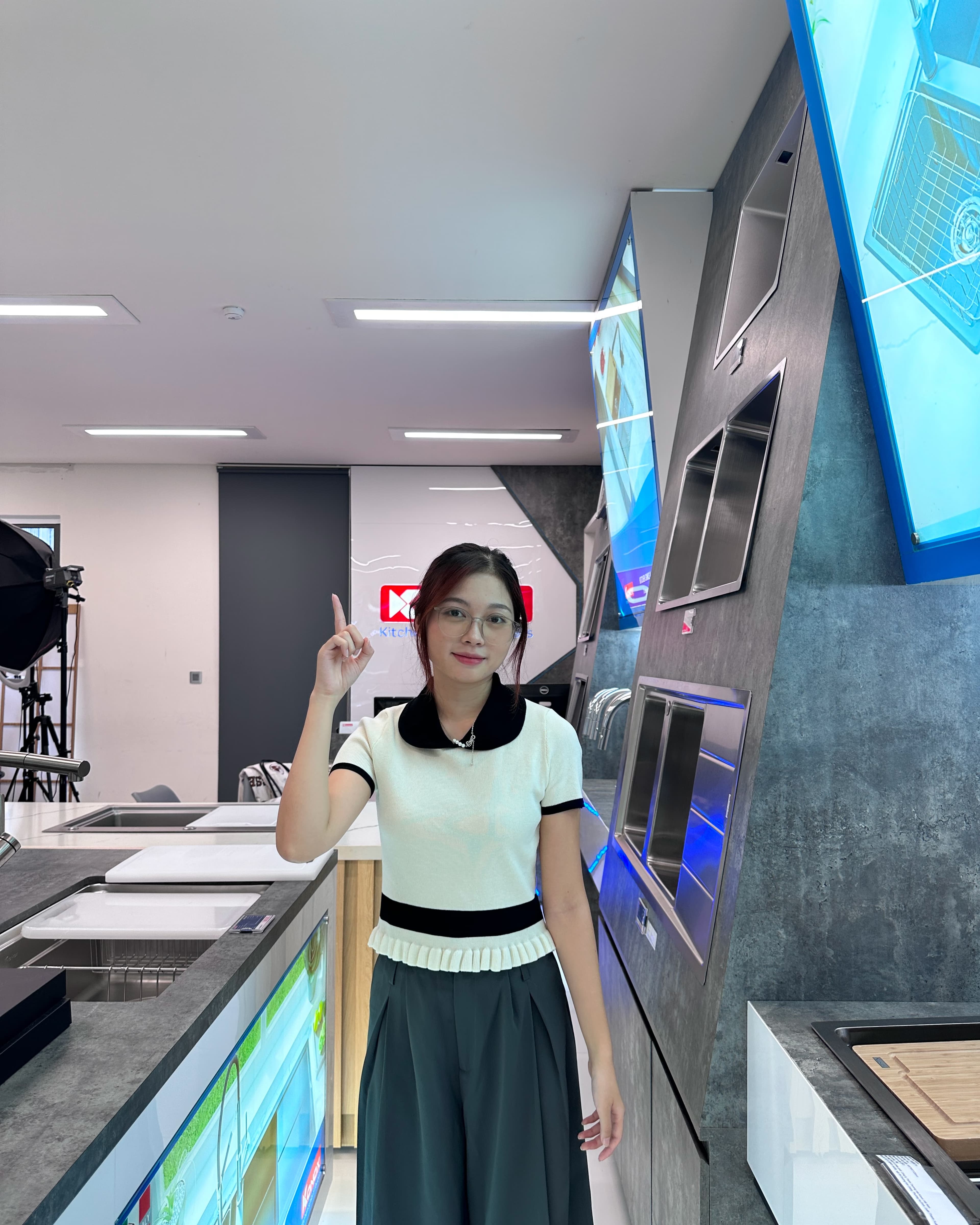 Content & Media Production Intern at Công ty bếp Hoàng Cương